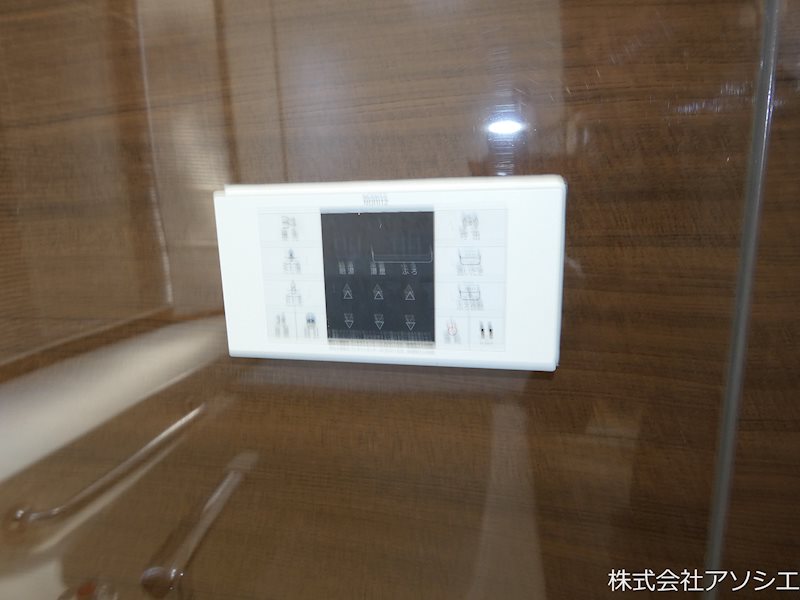 越谷千間台西六丁目戸建 給湯器パネル