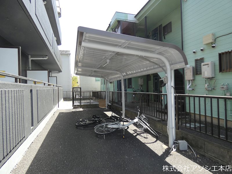 リブレス春日部 駐輪場