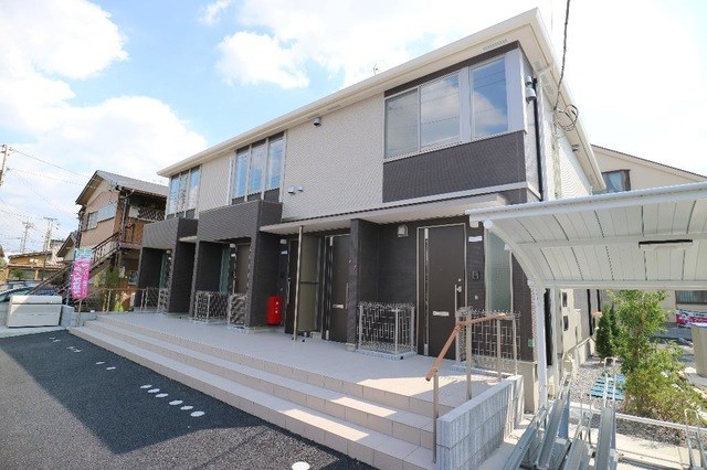 ヴィクトワールのご紹介は住まいの窓口アソシエにお任せください。