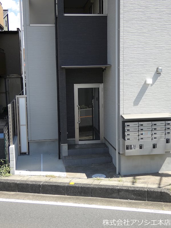 ガーデンプレイス吉川 エントランス