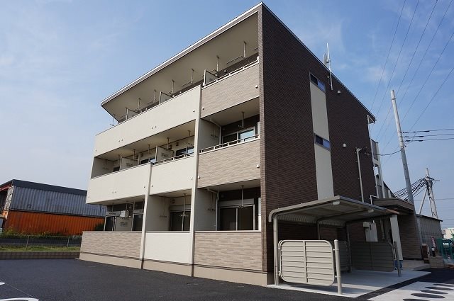 エルヴィータのご紹介は住まいの窓口アソシエにお任せください。