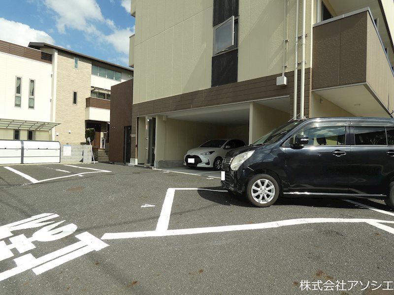 N-stage 草加新田 駐車場