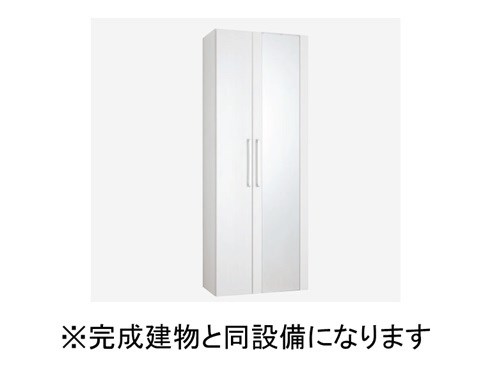 エマ　ミサト 収納