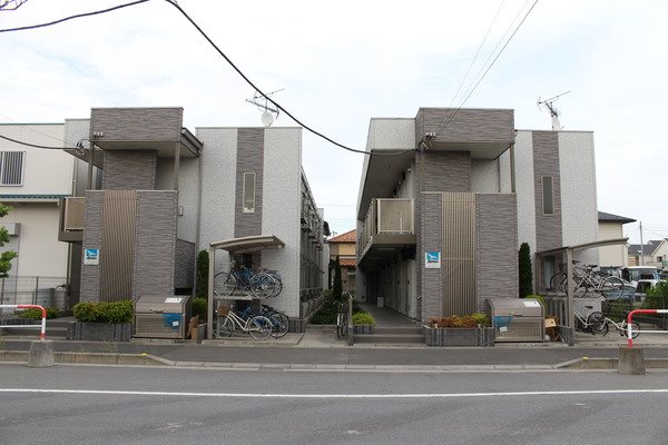 シーダーベルクB シーダーベルクBのご紹介は住まいの窓口アソシエへ