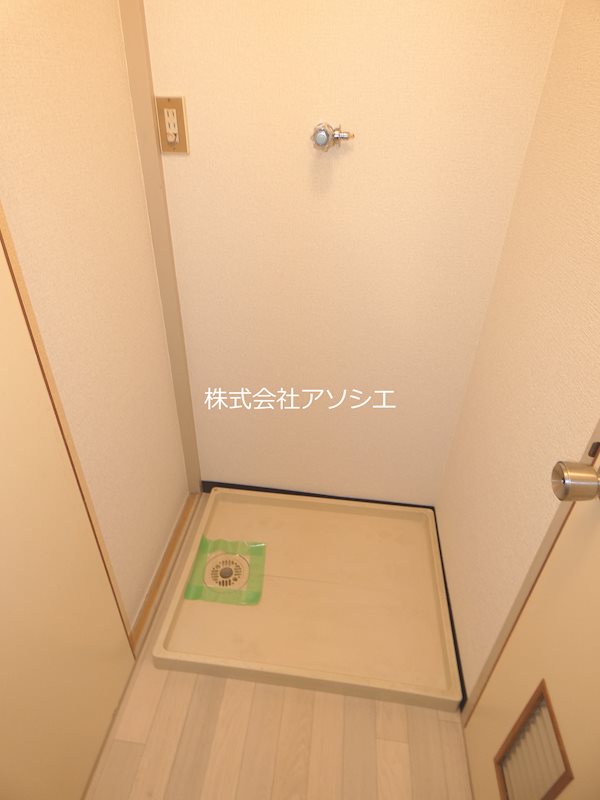 ensoleille 室内洗濯機置き場
