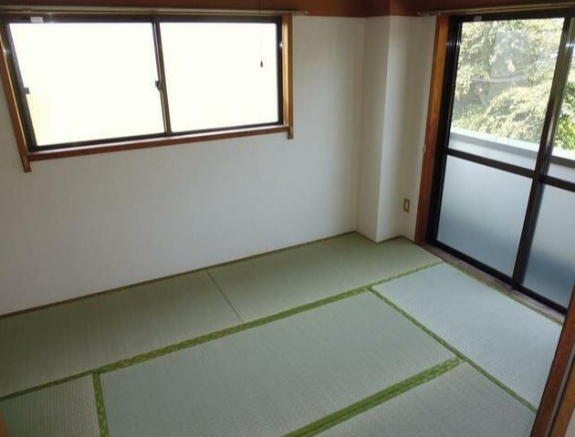 伊藤マンション ベッドルーム