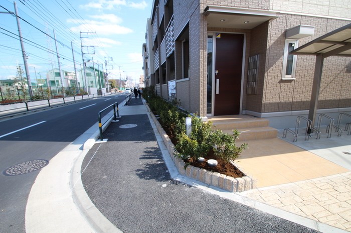 サンフレール　B エントランス