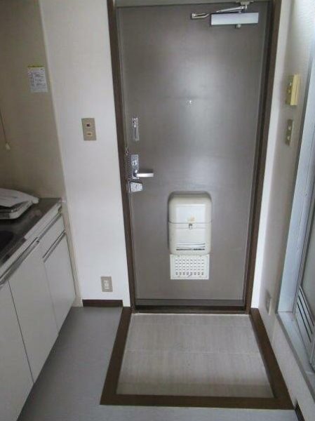 エコーハイツ 玄関