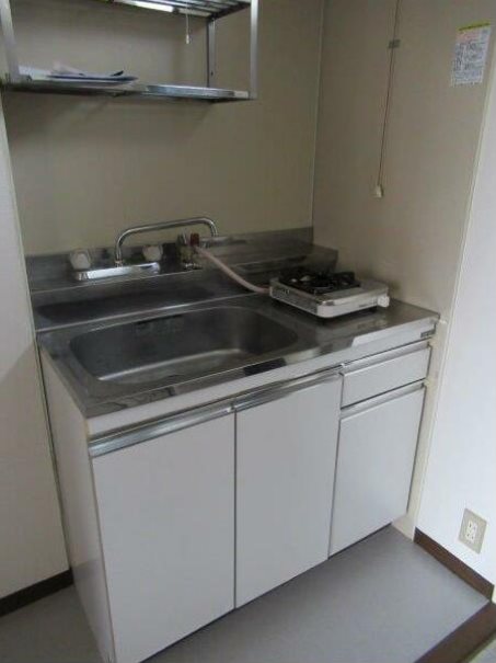 エコーハイツ キッチンはコンロ付き