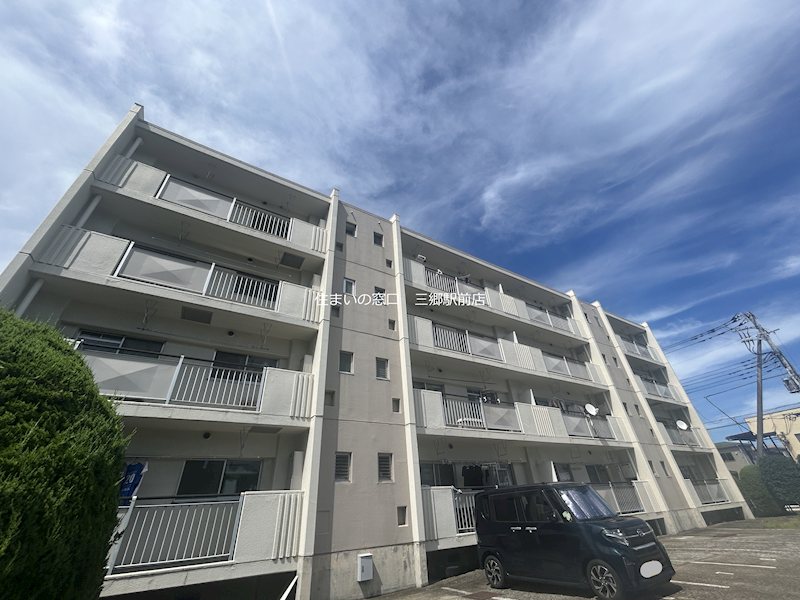 秋山コーポラスのご紹介は住まいの窓口まで