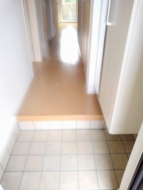 アバンツァートⅡ 玄関