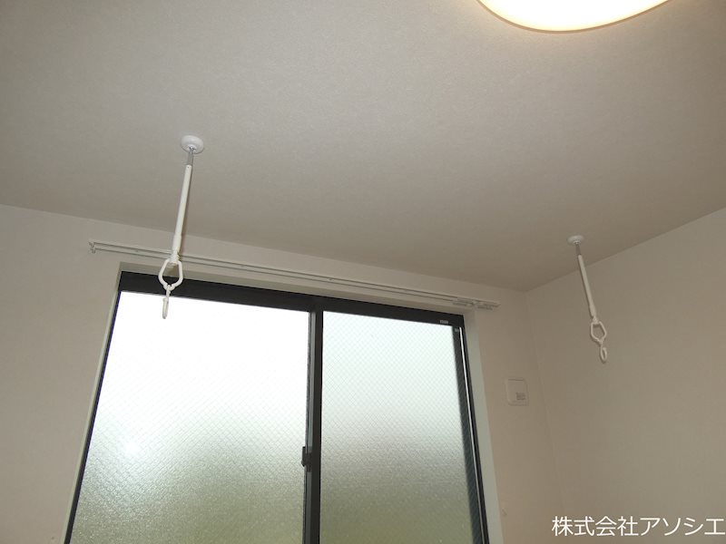 キャメル北越谷4 室内物干し